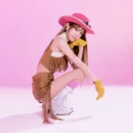 YENA - Mirror Mirror / Star! (feat. Hatsune Miku) (Regular Edition) [Japan 3rd Single Album]